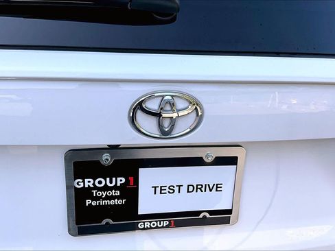 Certified 2025 Toyota RAV4 XLE AWD/4WD image 31