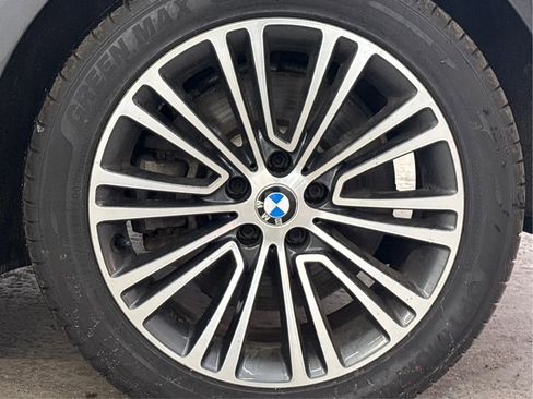 Used 2018 BMW 540i xDrive AWD/4WD image 32