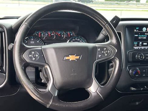 Used 2018 Chevrolet Silverado 1500 LT w/ Texas Edition AWD/4WD image 17