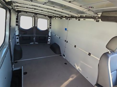 Used 2024 Mercedes-Benz Sprinter 144 Cargo image 18