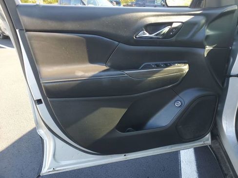 Used 2018 GMC Acadia SLT image 38