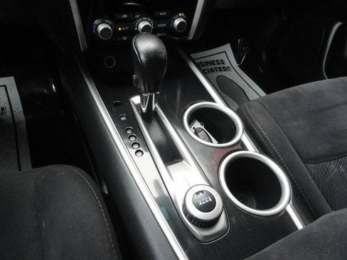 Used 2013 Nissan Pathfinder SV image 13