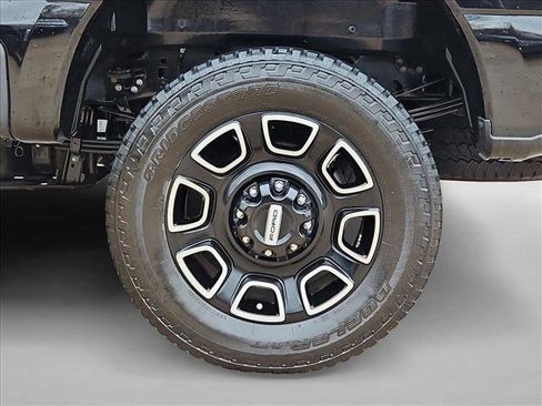 Certified 2025 Ford F250 Platinum AWD/4WD image 24