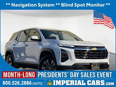 Used 2025 Chevrolet Equinox LT image 1