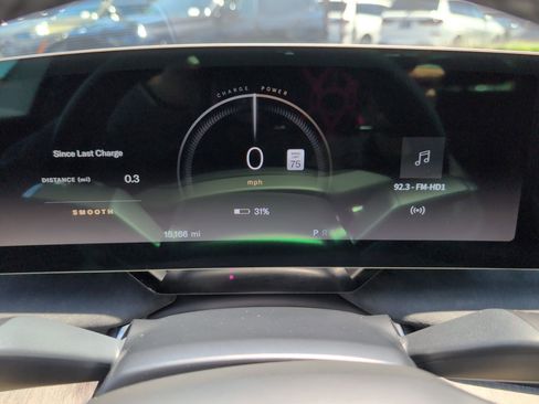 Used 2025 Lucid Air Grand Touring AWD/4WD image 21