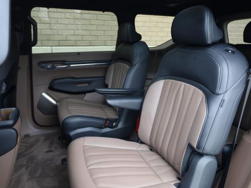 Used 2024 Kia EV9 GT-Line AWD/4WD image 22