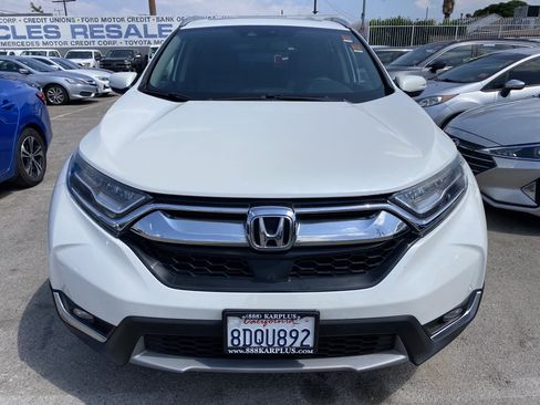 Used 2018 Honda CR-V Touring image 3