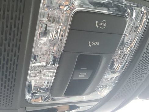 Used 2020 Mercedes-Benz GLS 450 4MATIC image 33
