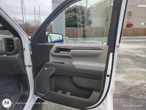 Used 2024 GMC Sierra 1500 SLT w/ SLT Premium Plus Package image 13