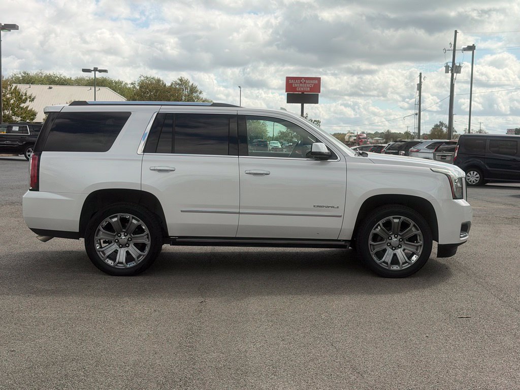 Used 2016 GMC Yukon Denali w/ Open Road Package AWD/4WD image 4