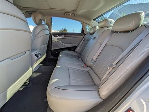 Used 2015 Hyundai Genesis 3.8 w/ Option Group 04 image 14
