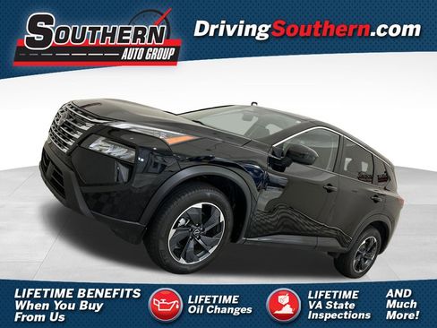 Used 2024 Nissan Rogue SV FWD image 1