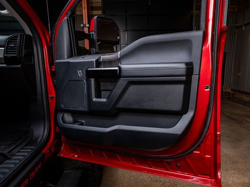 Used 2021 Ford F250 Lariat w/ Lariat Ultimate Package image 37