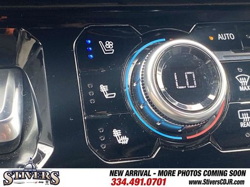 Used 2024 GMC Sierra 1500 AT4 w/ AT4 Preferred Package AWD/4WD image 56