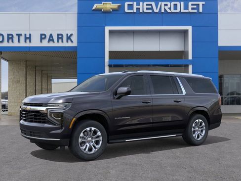 New 2026 Chevrolet Suburban LS RWD image 2