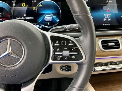 Used 2020 Mercedes-Benz GLE 350 4MATIC image 24