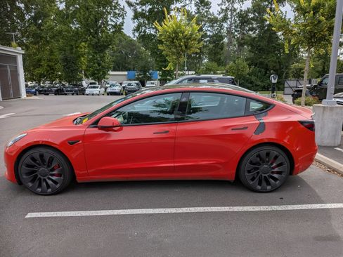 Used 2021 Tesla Model 3 Performance AWD/4WD image 5