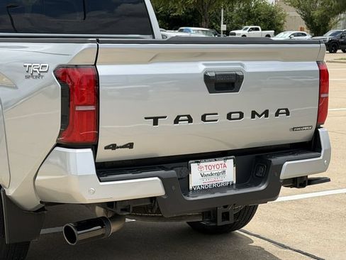 Used 2024 Toyota Tacoma TRD Sport w/ TRD Sport Upgrade Package AWD/4WD image 6