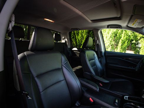 Used 2018 Honda Ridgeline RTL-E image 33