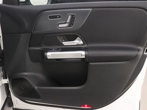 Certified 2026 Mercedes-Benz GLB 250 image 24