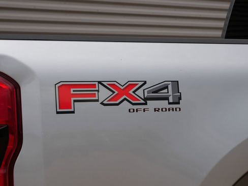 Used 2024 Ford F250 Lariat w/ Sport Appearance Package AWD/4WD image 9