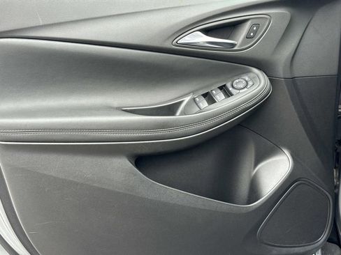 Used 2023 Buick Encore GX Select w/ Safety Package II image 17