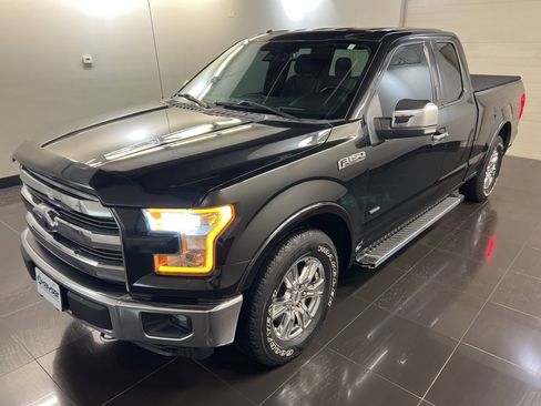 Used 2015 Ford F150 Lariat w/ Equipment Group 502A Luxury image 3
