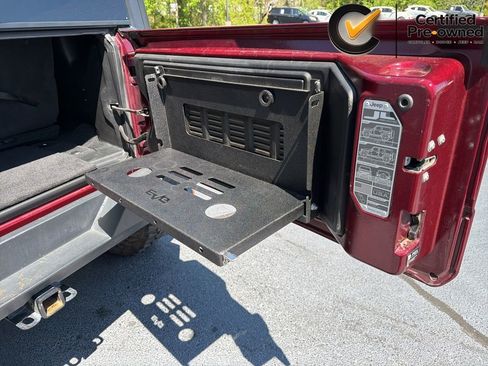 Certified 2021 Jeep Wrangler Sport AWD/4WD image 31