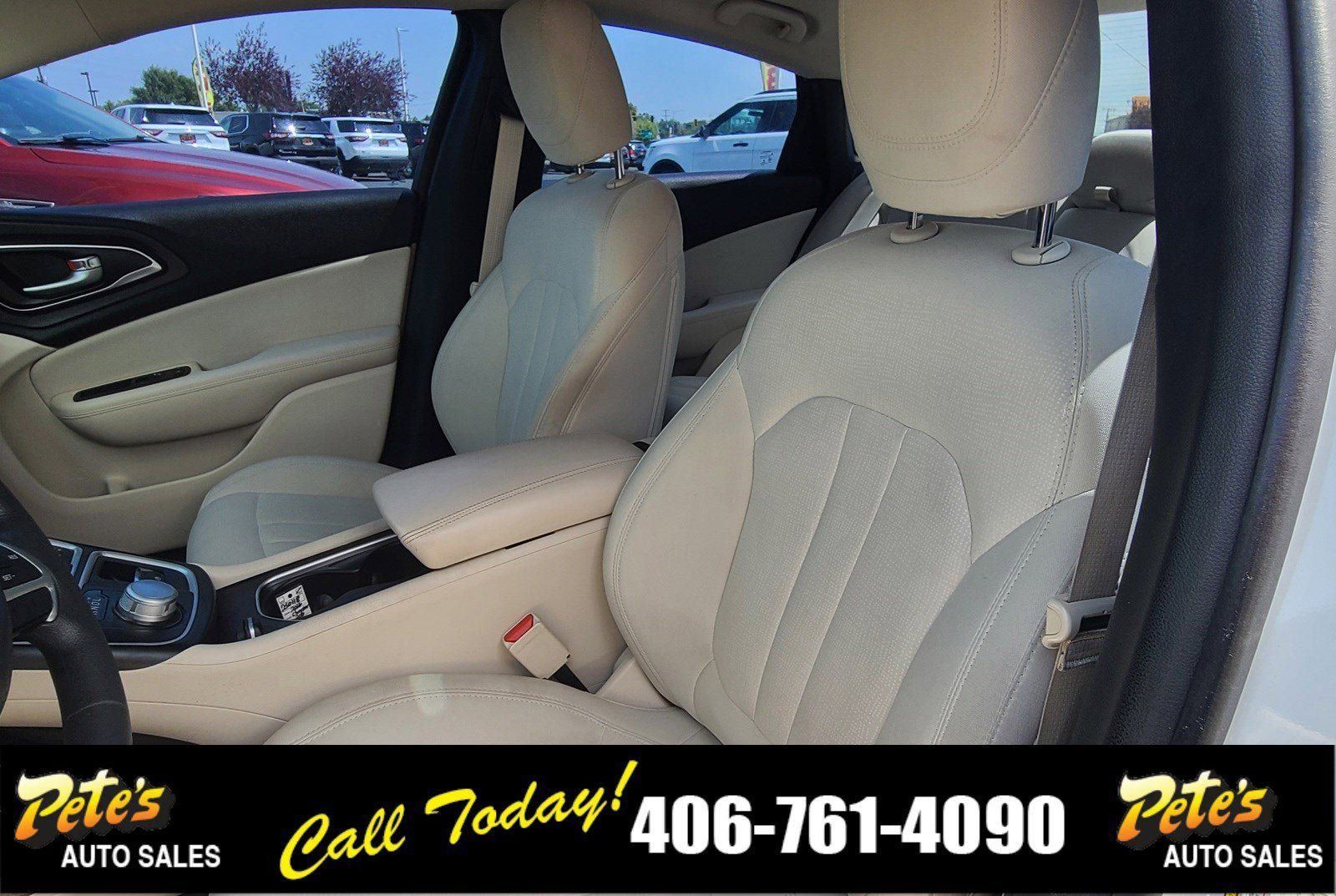 Used 2016 Chrysler 200 Limited FWD image 19