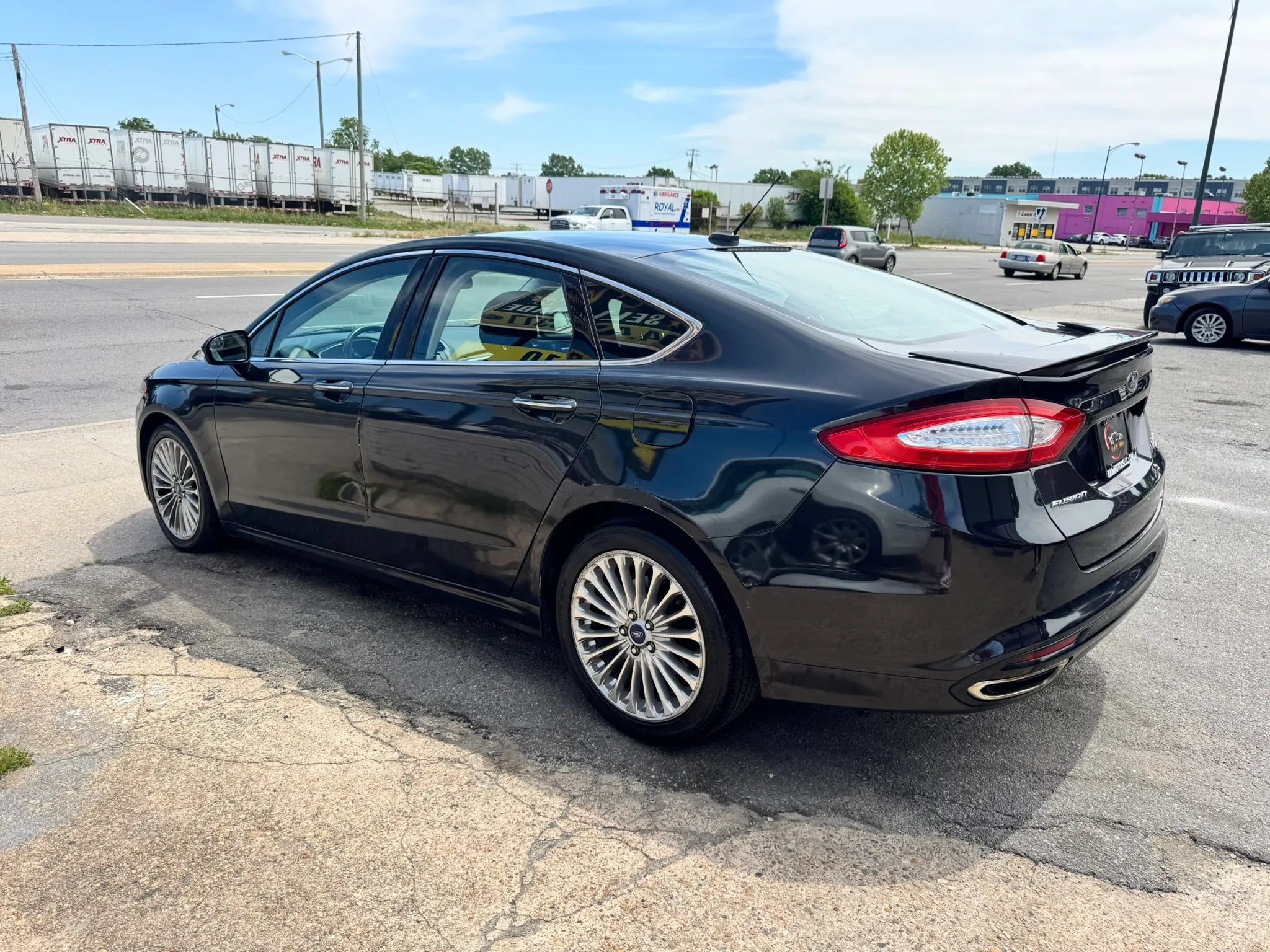 Used 2014 Ford Fusion Titanium FWD image 5