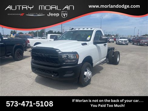 Used 2024 RAM 3500 Tradesman image 1