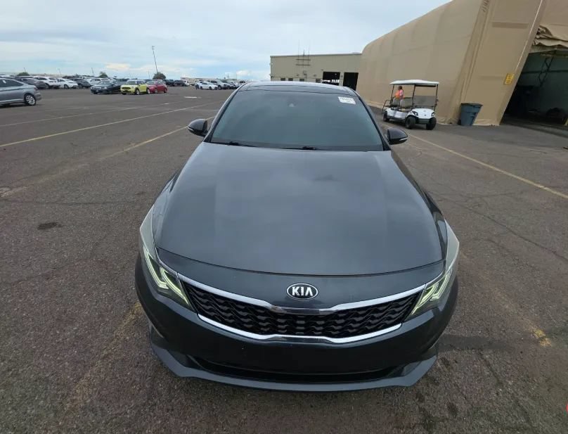 Used 2020 Kia Optima SE FWD image 3