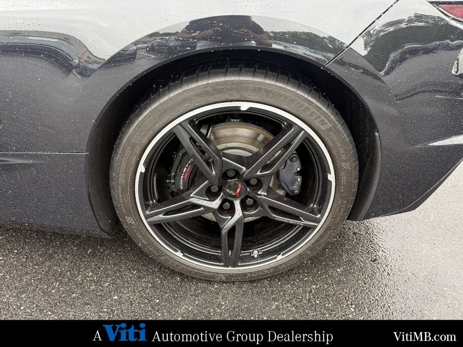 Used 2024 Chevrolet Corvette Stingray Preferred Cpe w/ Z51 Performance Package RWD image 17