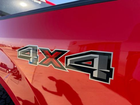 Used 2017 Ford F150 XLT image 12