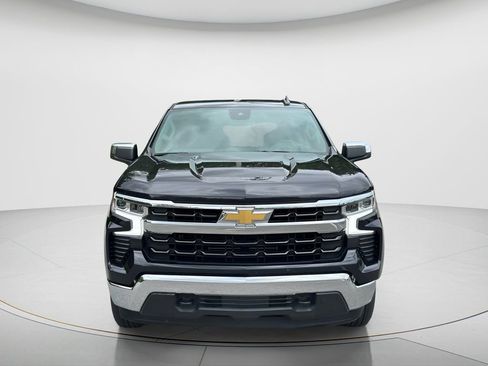 Used 2023 Chevrolet Silverado 1500 LT AWD/4WD image 2