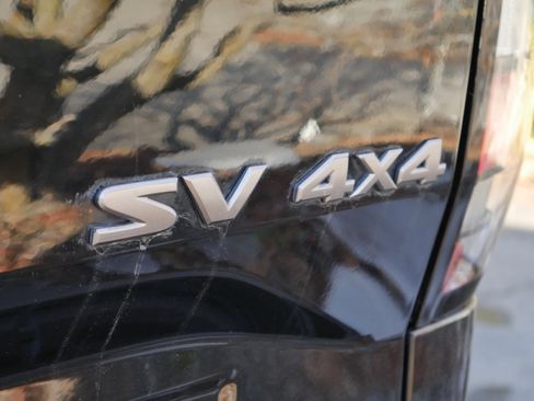 Certified 2022 Nissan Frontier SV w/ Technology Package image 16