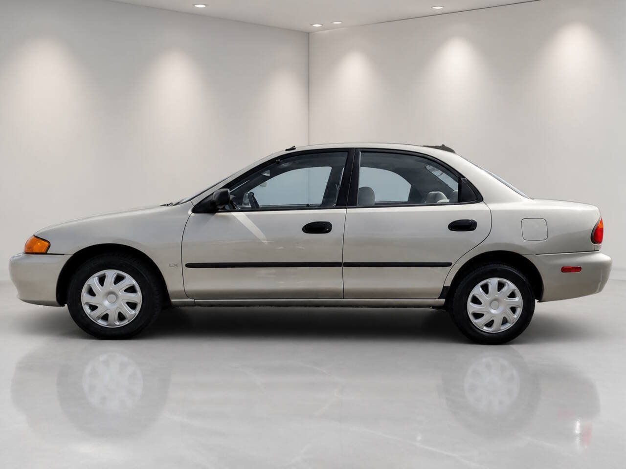 Used 1998 MAZDA Protege ES FWD image 2