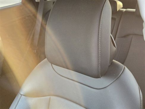 Used 2023 Kia Sportage EX image 20