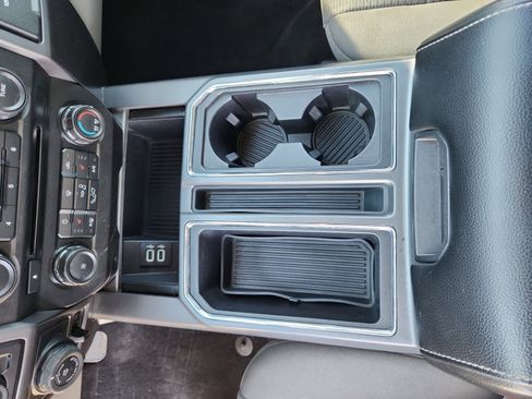 Used 2018 Ford F150 XLT w/ Equipment Group 302A Luxury image 15