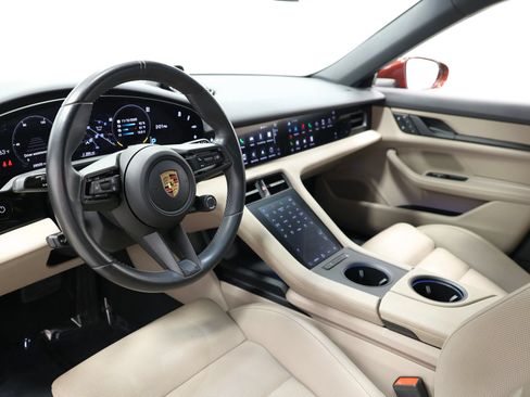 Used 2022 Porsche Taycan 4 Cross Turismo w/ Technology Package AWD/4WD image 2