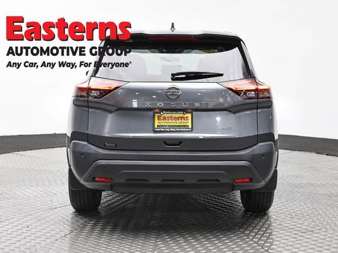Used 2021 Nissan Rogue S AWD/4WD image 6