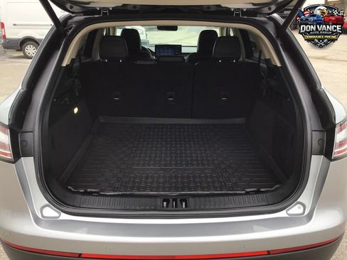 Used 2023 Lincoln Nautilus AWD image 21