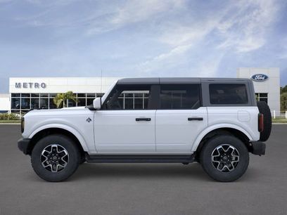 New 2026 Ford Bronco Outer Banks