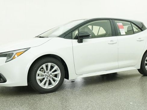 New 2026 Toyota Corolla SE image 18