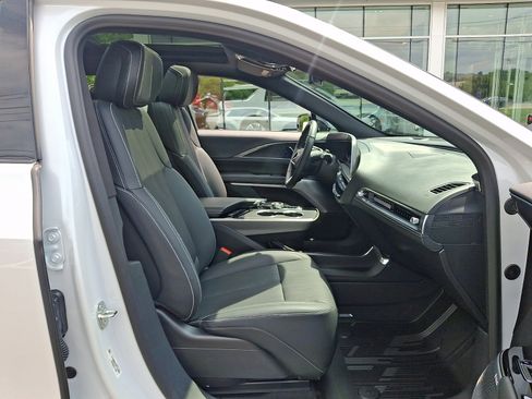 Certified 2024 Cadillac Lyriq Sport RWD image 22