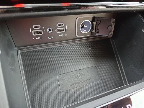 New 2025 Jeep Grand Cherokee L Limited w/ Luxury Tech Group II image 21