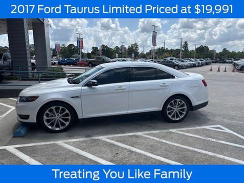 Used 2017 Ford Taurus Limited FWD image 1