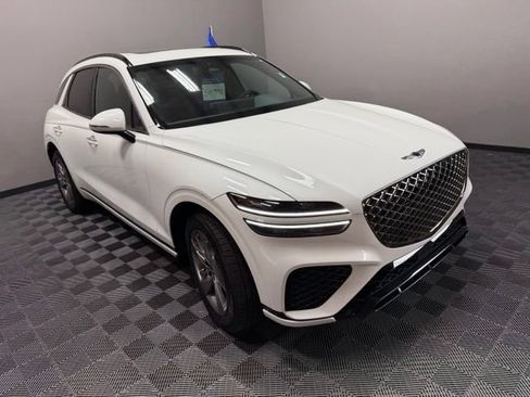 Used 2025 Genesis GV70 3.5T Sport AWD/4WD image 2