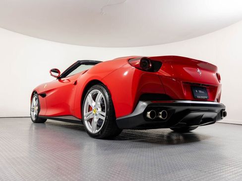 Certified 2020 Ferrari Portofino RWD image 29