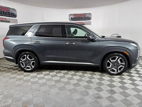 Used 2023 Hyundai Palisade SEL w/ Cargo Package AWD/4WD image 4